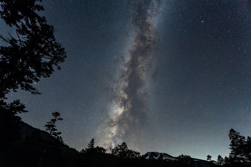Sailing under the stars
